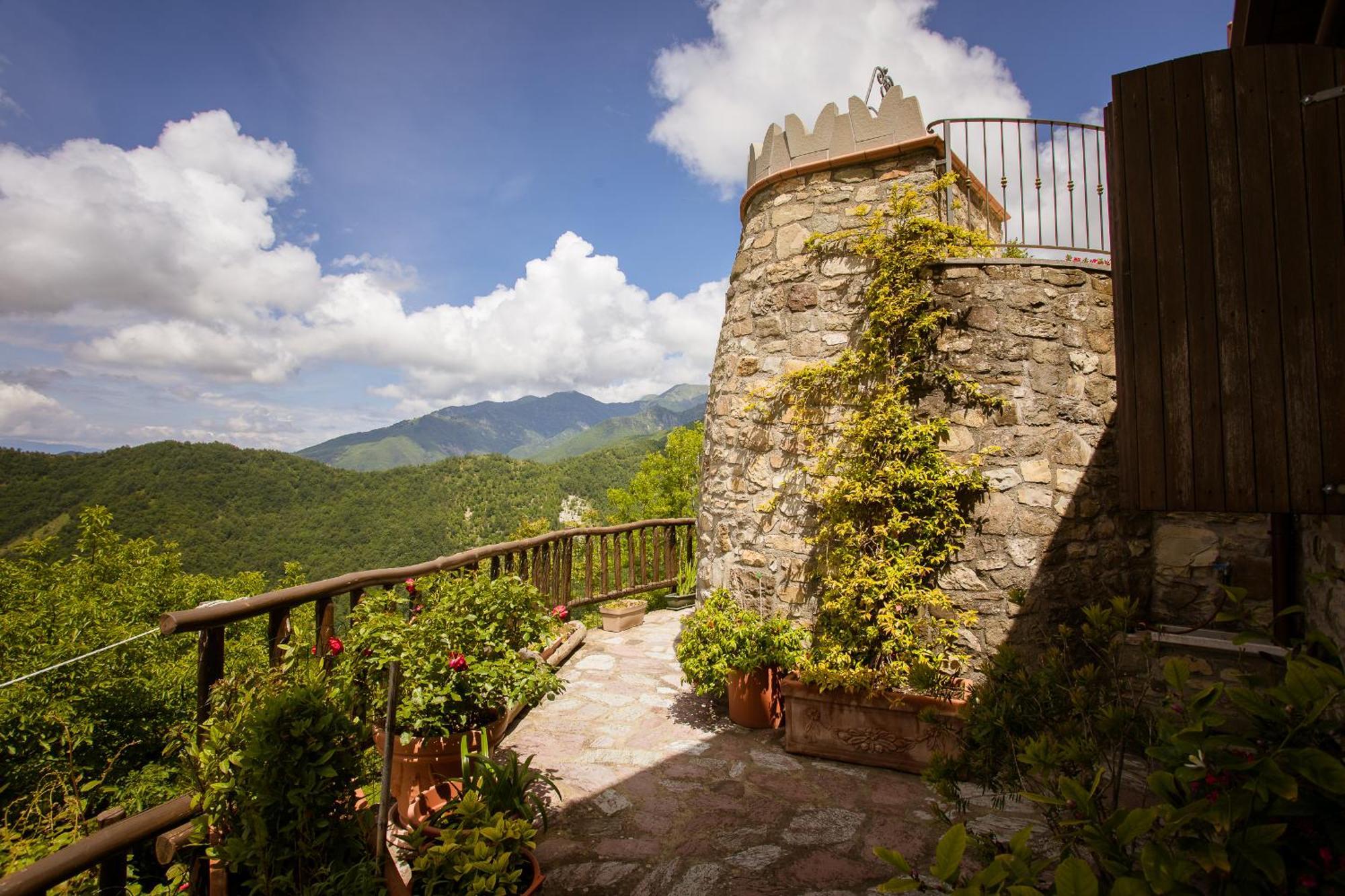 Vivi Luxury Country House Comano  Екстериор снимка
